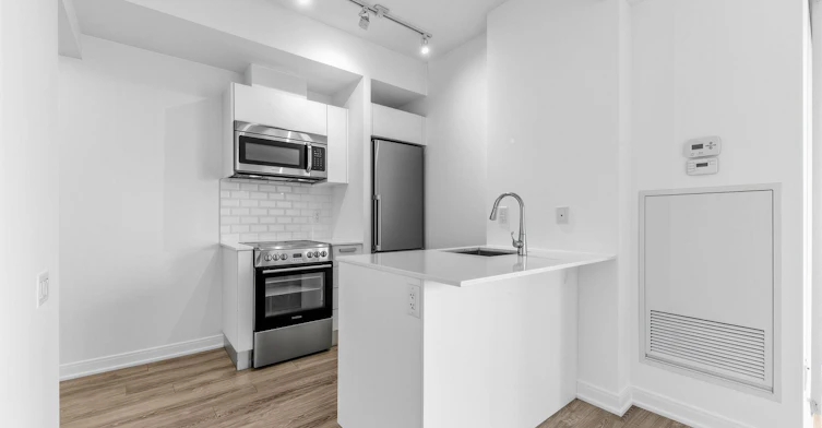 3408-42 Charles Street E, Toronto, ON, M4Y 0B7 - 6