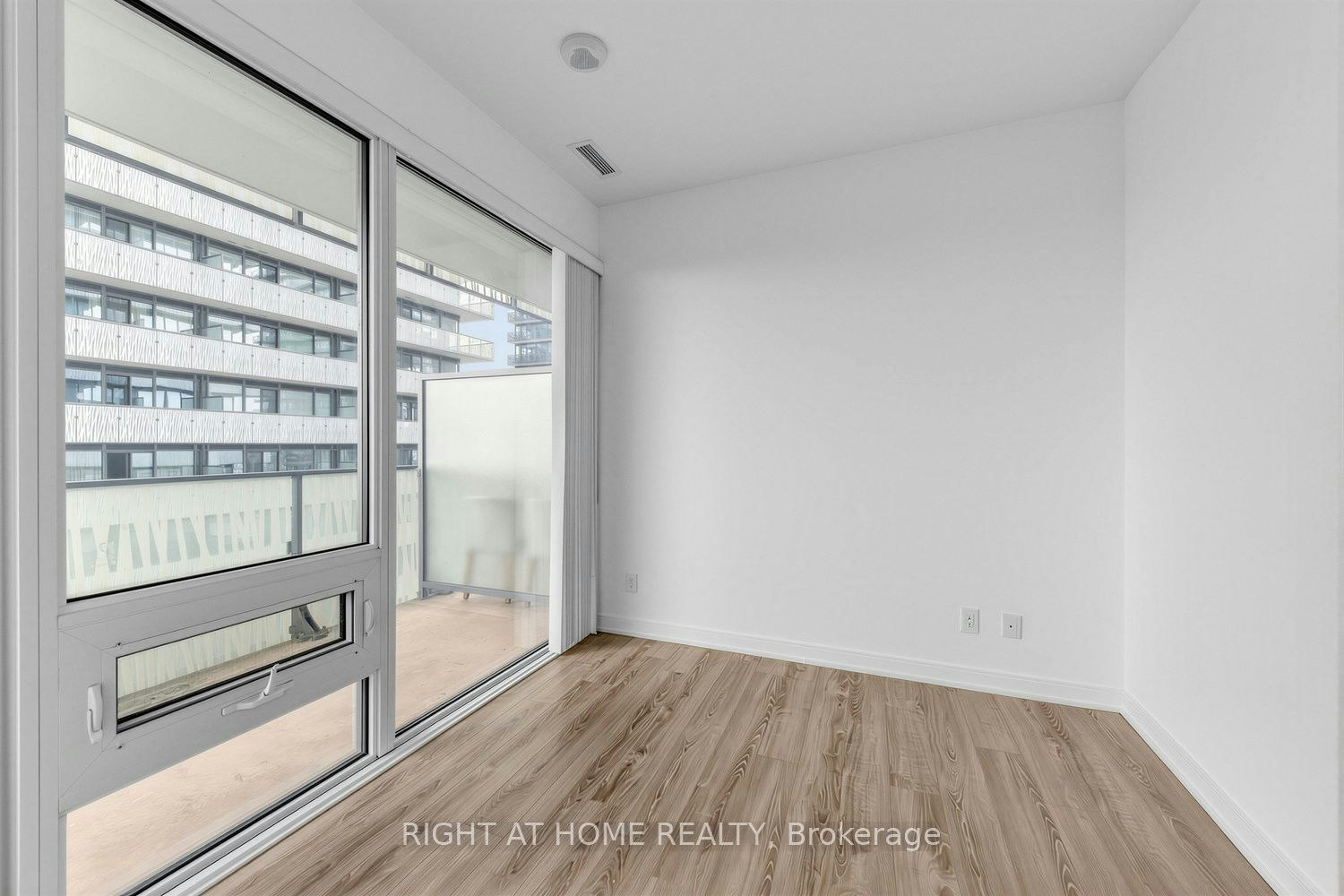 3408-42 Charles Street E, Toronto, ON, M4Y 0B7 - 9