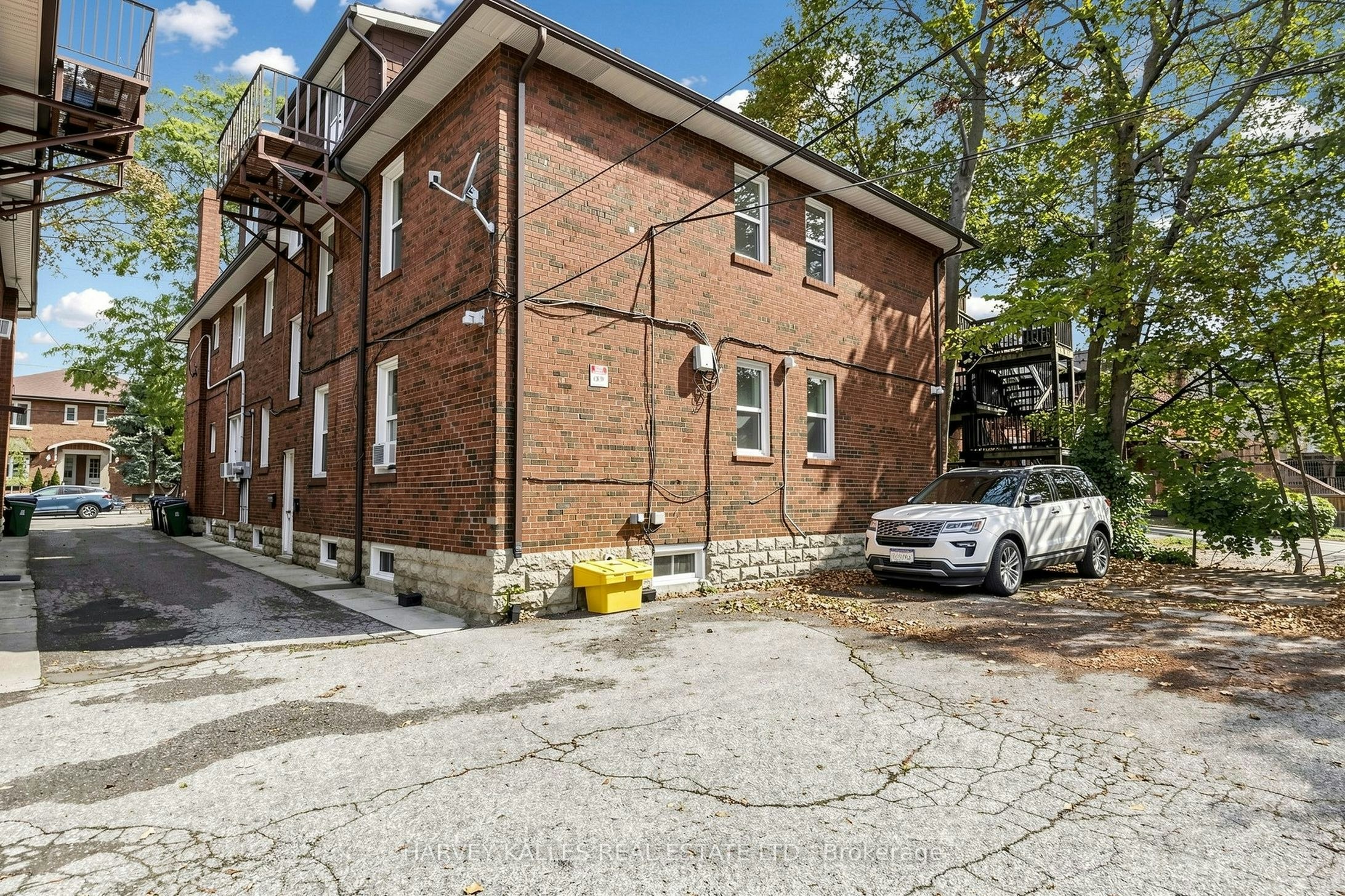 North 2nd-163 Highbourne Road, Toronto, ON, M5P 2J8 - 32