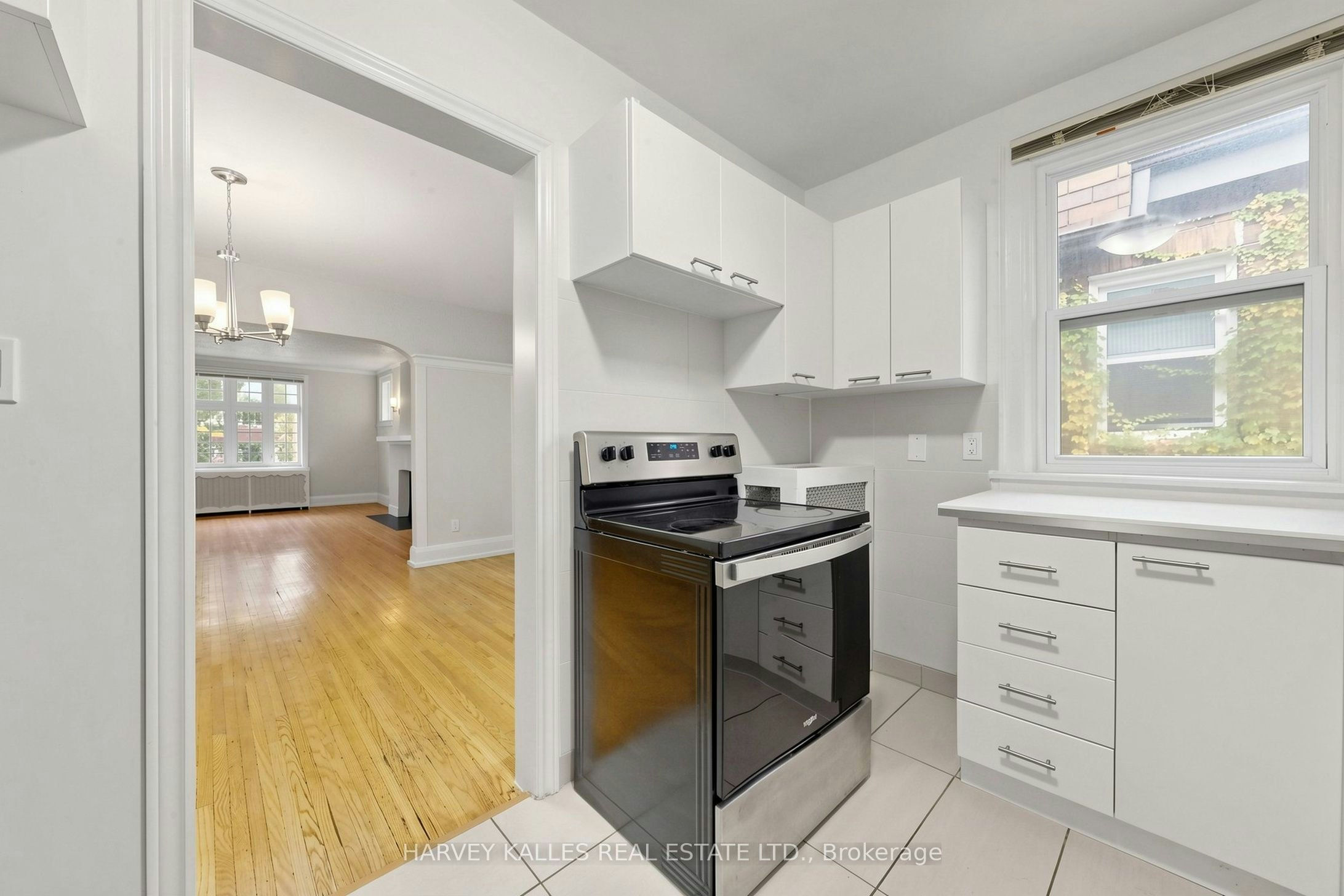 North 2nd-163 Highbourne Road, Toronto, ON, M5P 2J8 - 18