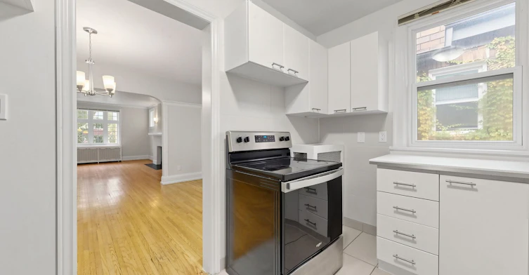 North 2nd-163 Highbourne Road, Toronto, ON, M5P 2J8 - 18