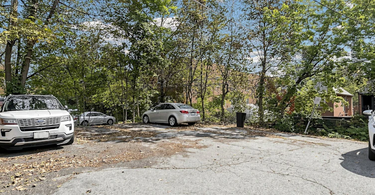 North 2nd-163 Highbourne Road, Toronto, ON, M5P 2J8 - 33