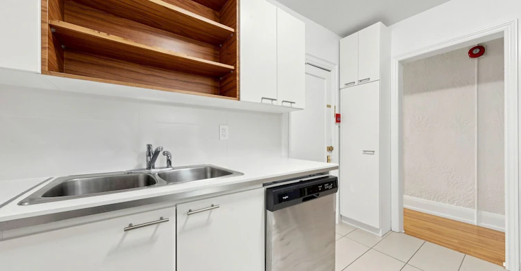 North 2nd-163 Highbourne Road, Toronto, ON, M5P 2J8 - 19