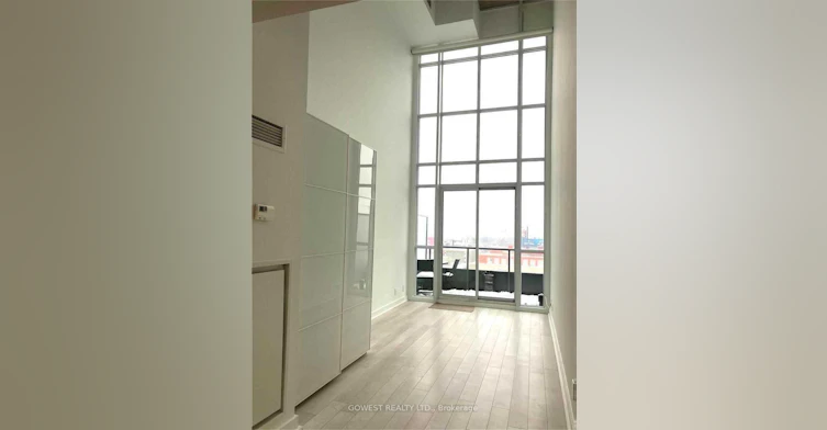 743-5 Hanna Avenue, Toronto, ON, M6K 1W8 - 9