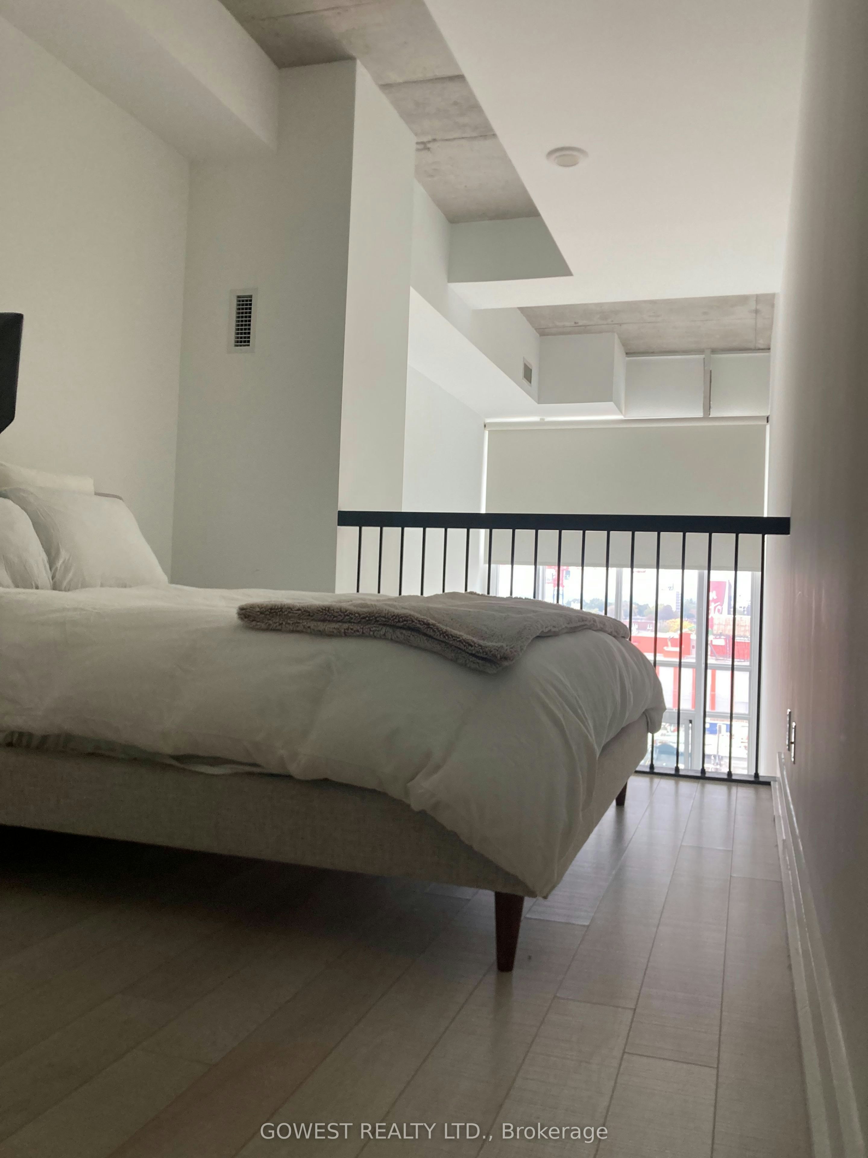 743-5 Hanna Avenue, Toronto, ON, M6K 1W8 - 19