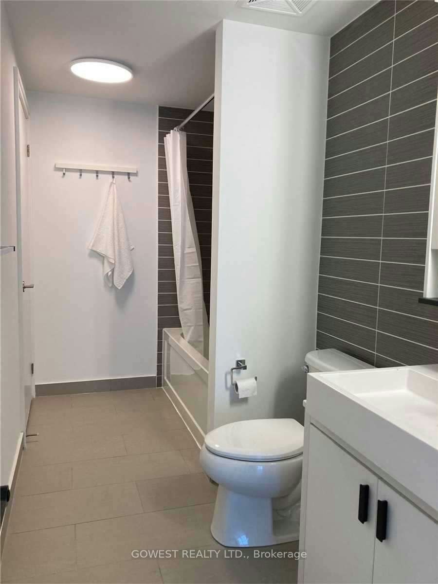 743-5 Hanna Avenue, Toronto, ON, M6K 1W8 - 23