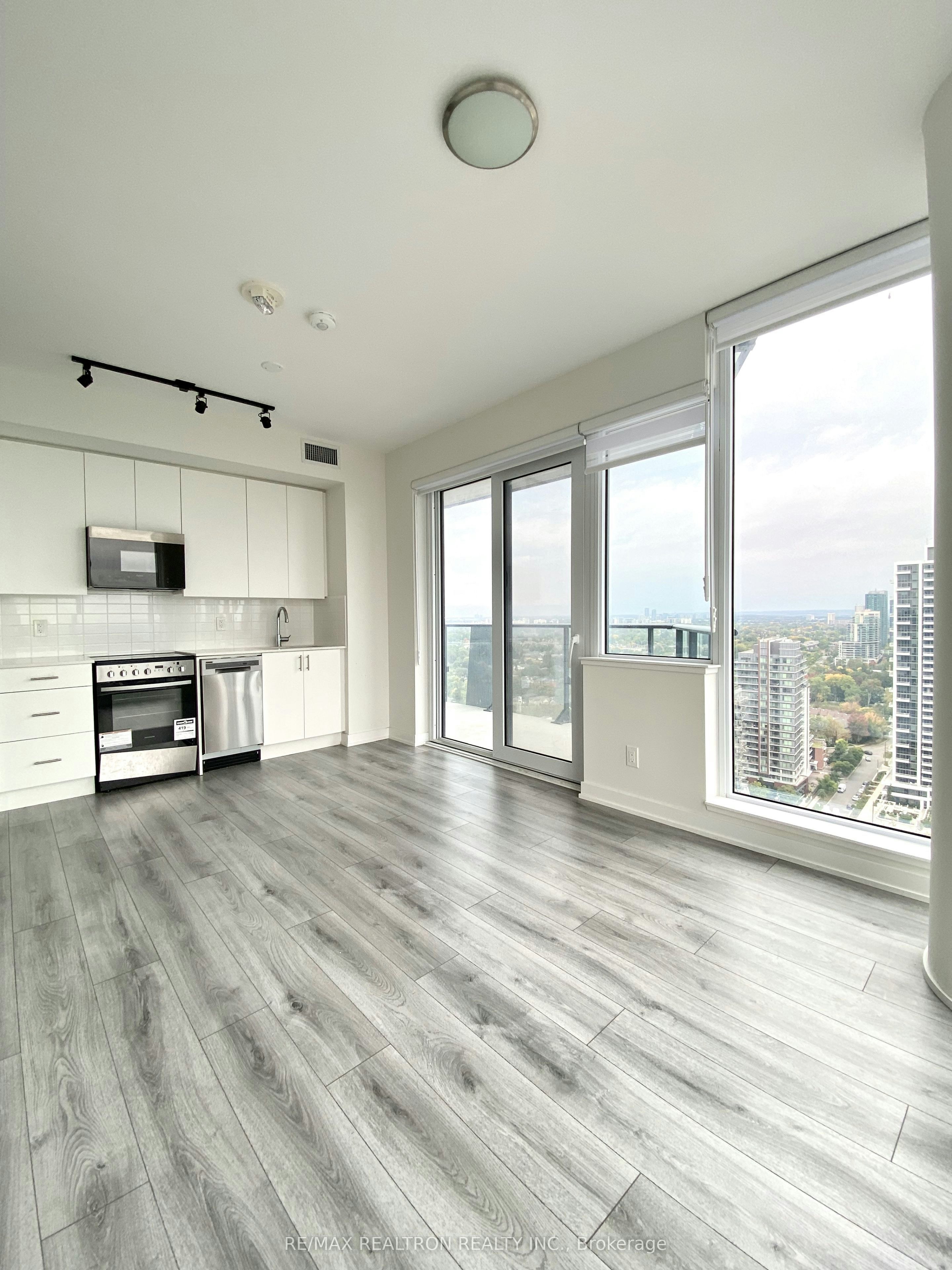 2610-15 Ellerslie Avenue, Toronto, ON, M2N 0L7 - 7