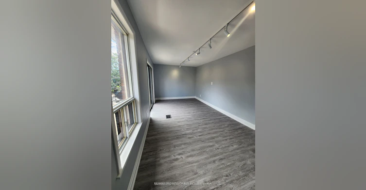 2nd Floor-232 Montrose Avenue, Toronto, ON, M6G 3G7 - 4