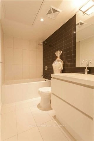 4506-85 Queens Wharf Road, Toronto, ON, M5V 0J9 - 12