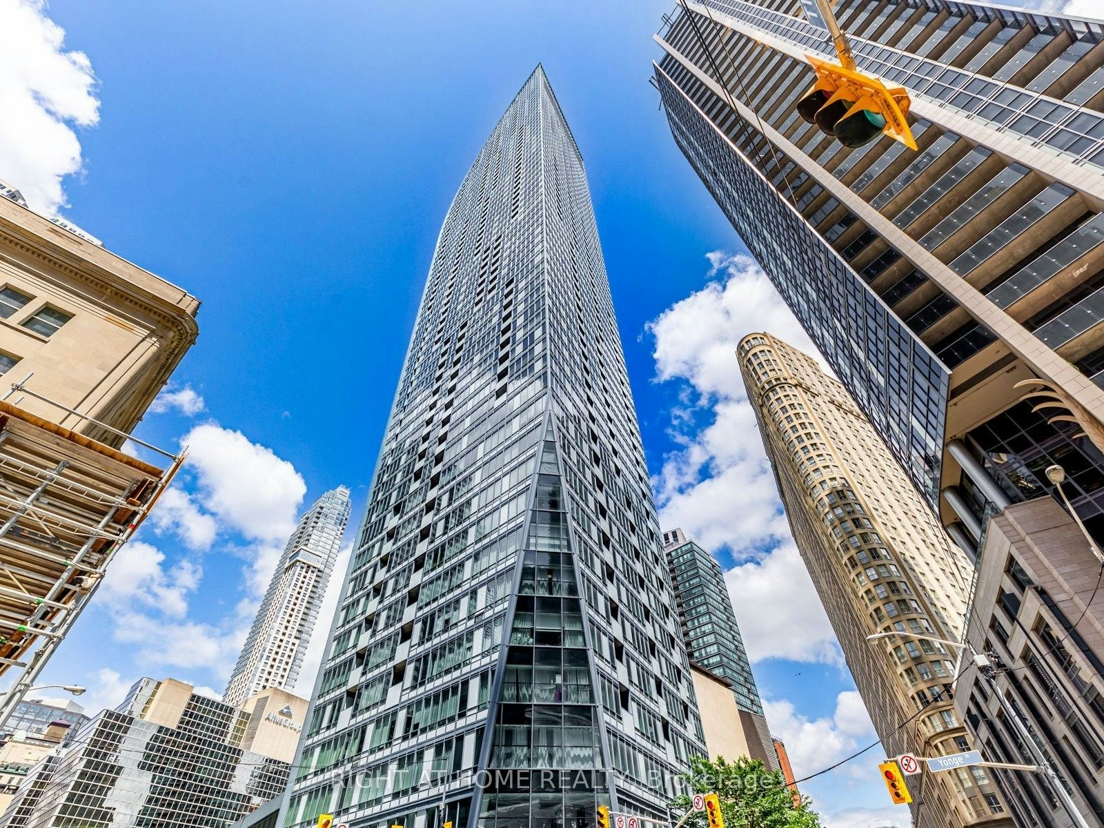4004-8 The Esplanade N/A, Toronto, ON, M5E 0A6