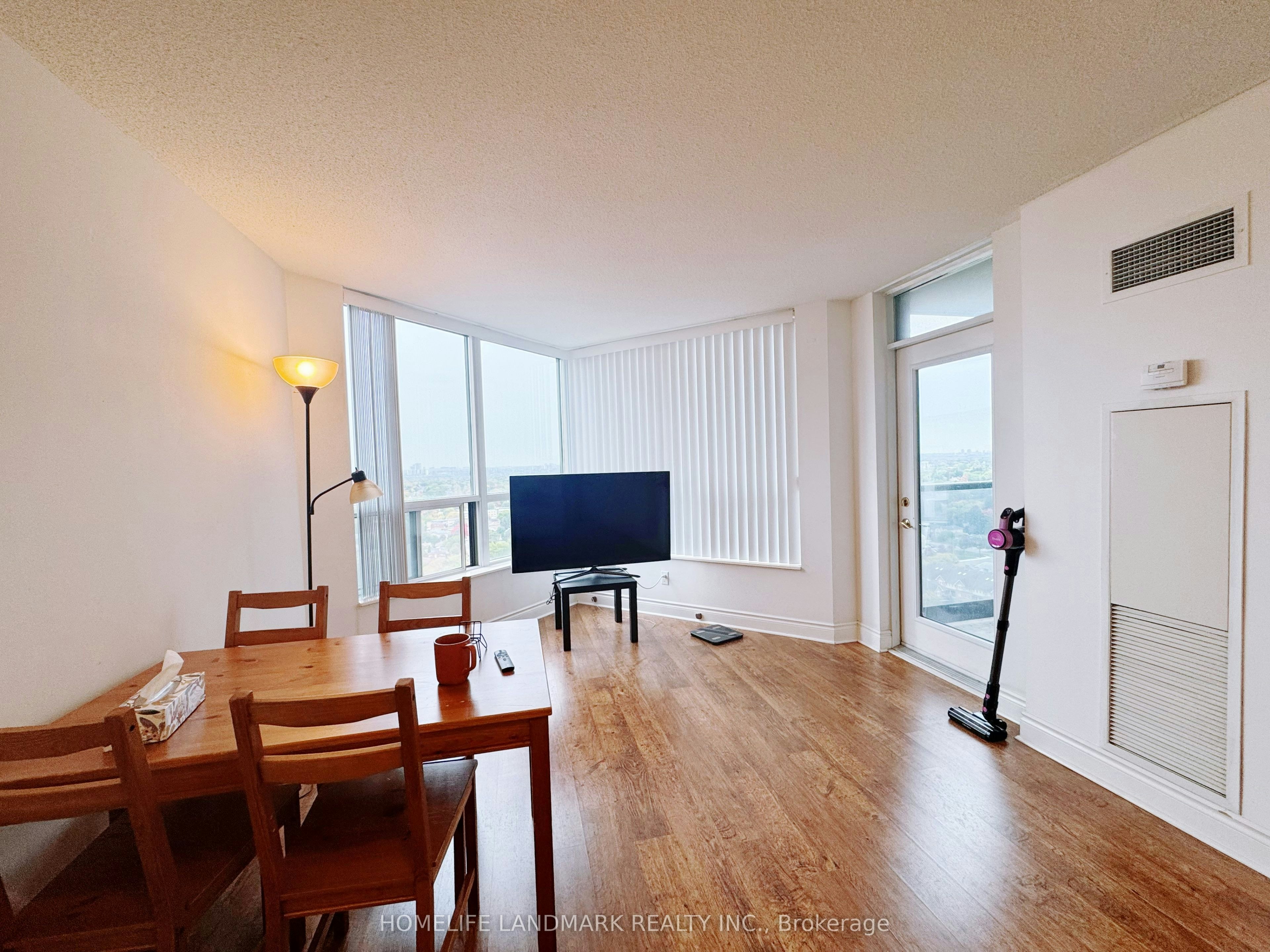 2213-10 Northtown Way, Toronto, ON, M2N 7L4 - 7