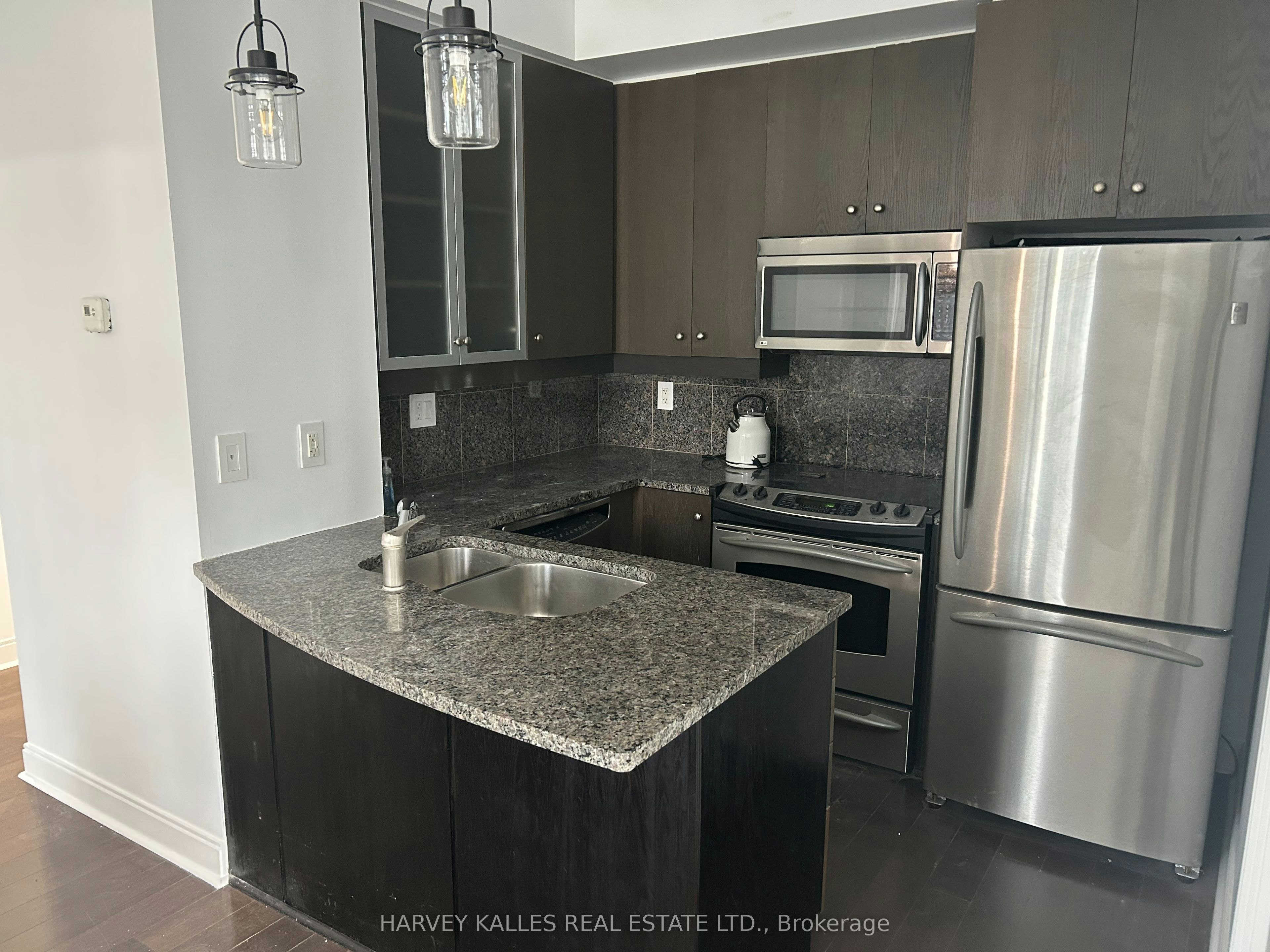 1305-18 Yorkville Avenue, Toronto, ON, M4W 3Y8 - 7