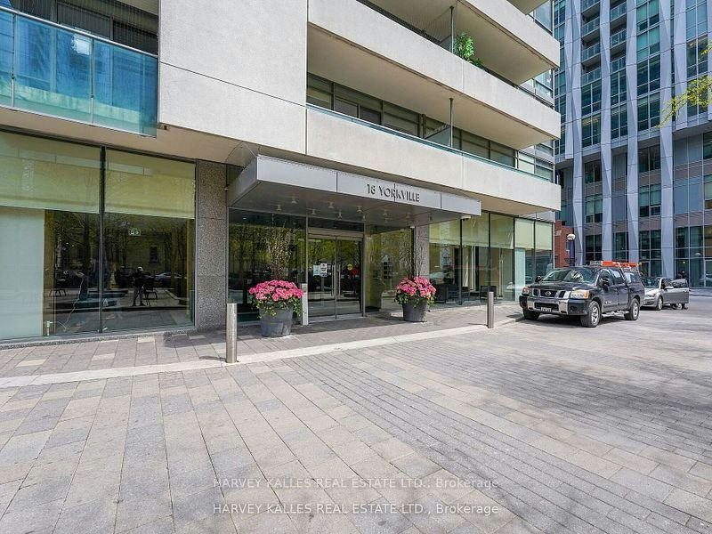 1305-18 Yorkville Avenue, Toronto, ON, M4W 3Y8 - 2