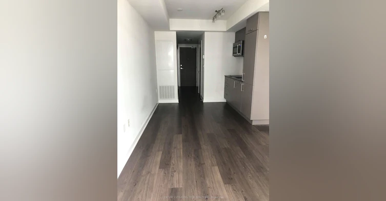 1116W-27 Bathurst Street, Toronto, ON, M5V 2P1 - 4