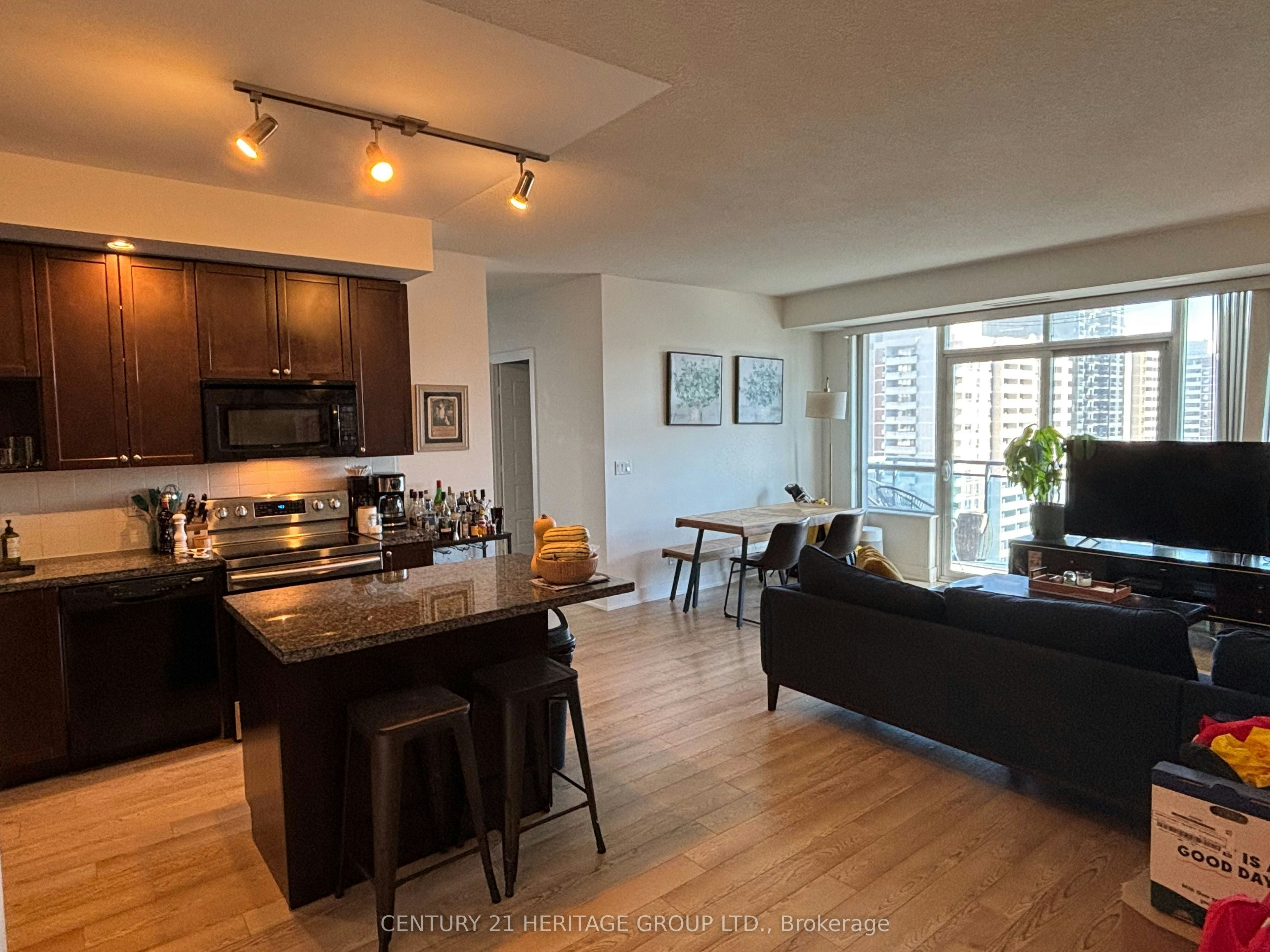 2104-28 Linden Street, Toronto, ON, M4Y 1V6 - 12