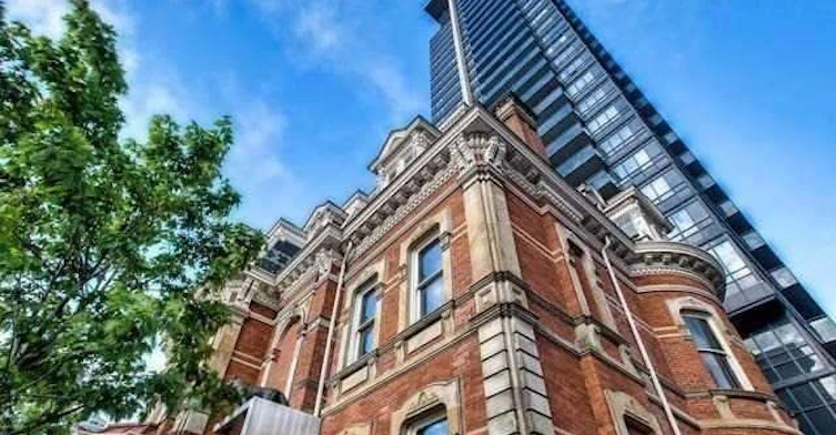 2104-28 Linden Street, Toronto, ON, M4Y 1V6