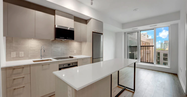 713-30 Dreamer Way, Toronto, ON, M5A 0Y7 - 6