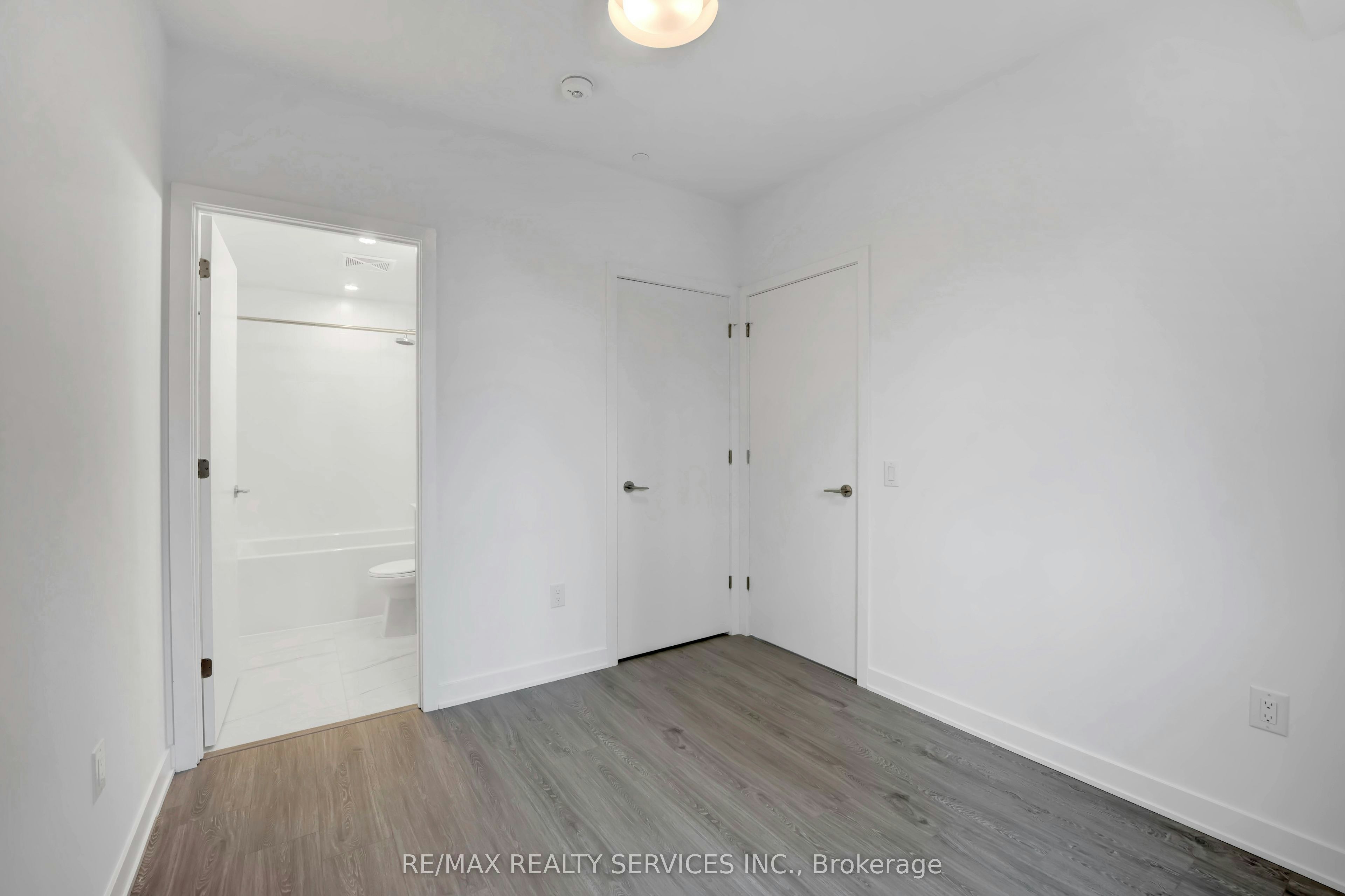 713-30 Dreamer Way, Toronto, ON, M5A 0Y7 - 12