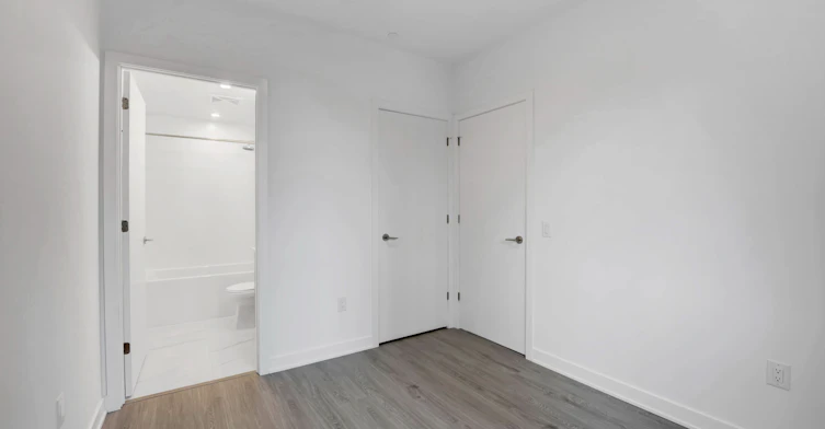 713-30 Dreamer Way, Toronto, ON, M5A 0Y7 - 12