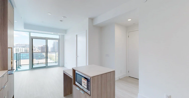 917-6 Greenbriar Road, Toronto, ON, M2K 1B5 - 2