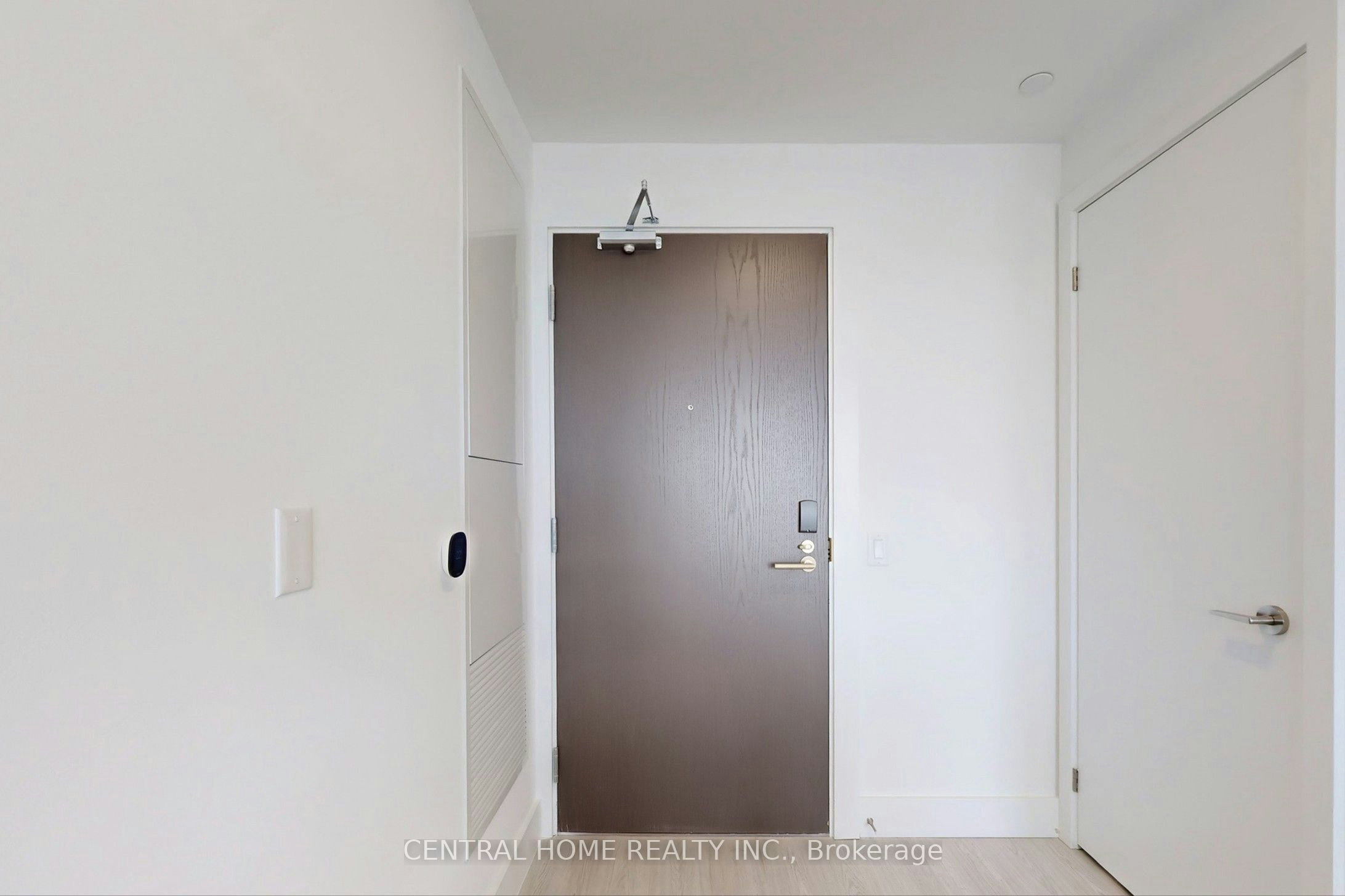 917-6 Greenbriar Road, Toronto, ON, M2K 1B5 - 11