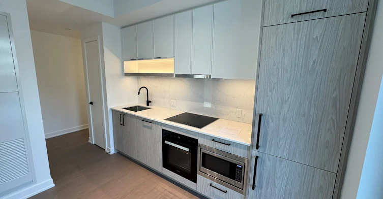 527-91 Montclair Avenue, Toronto, ON, M5P 0B1 - 6