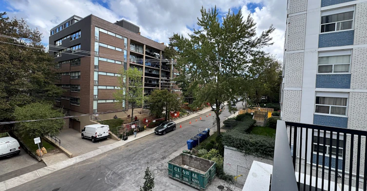 527-91 Montclair Avenue, Toronto, ON, M5P 0B1 - 15