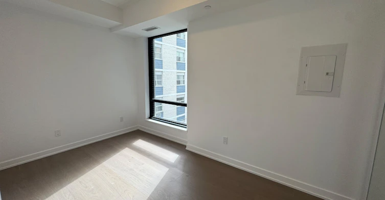 527-91 Montclair Avenue, Toronto, ON, M5P 0B1 - 3