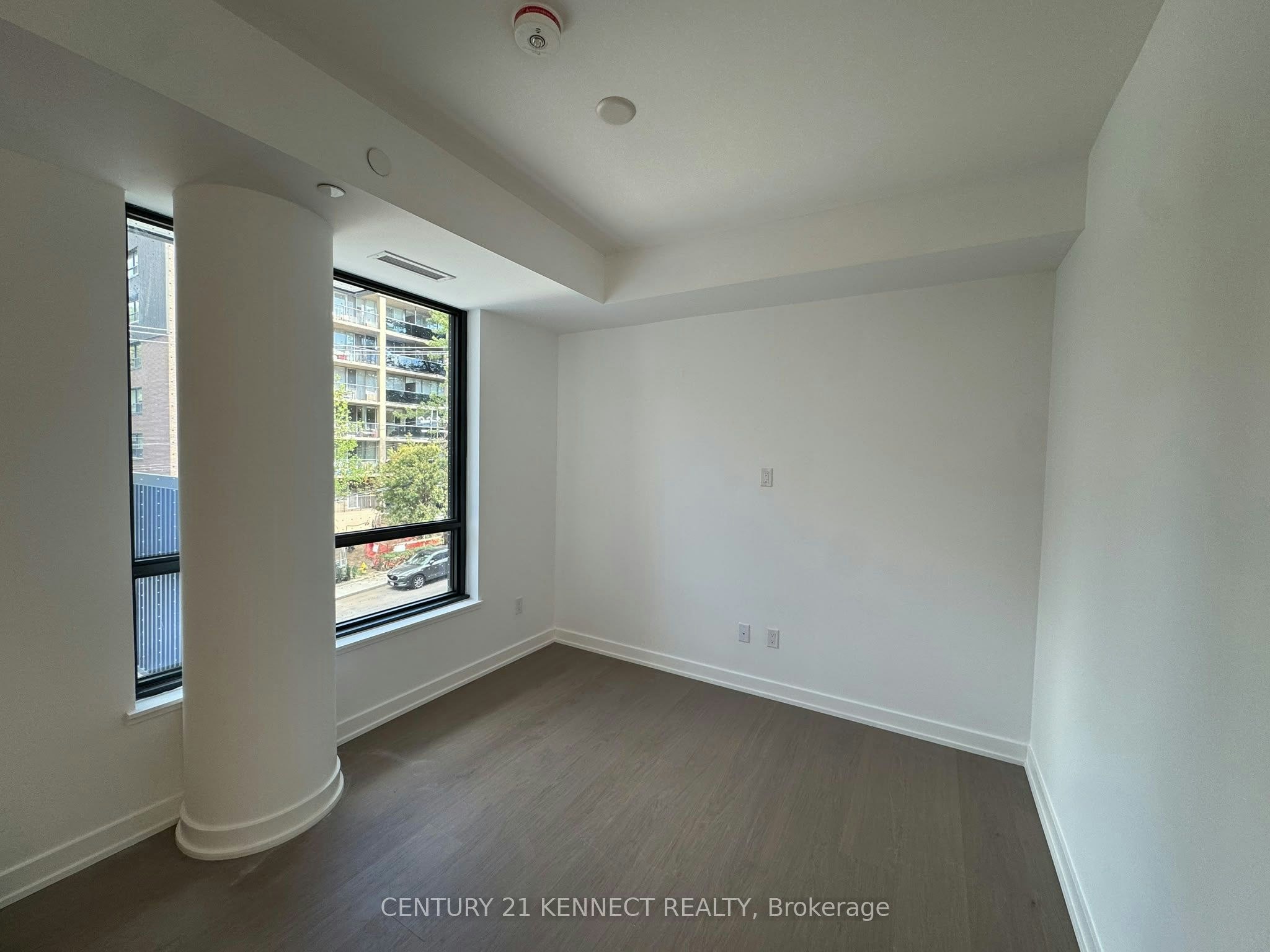 527-91 Montclair Avenue, Toronto, ON, M5P 0B1 - 11