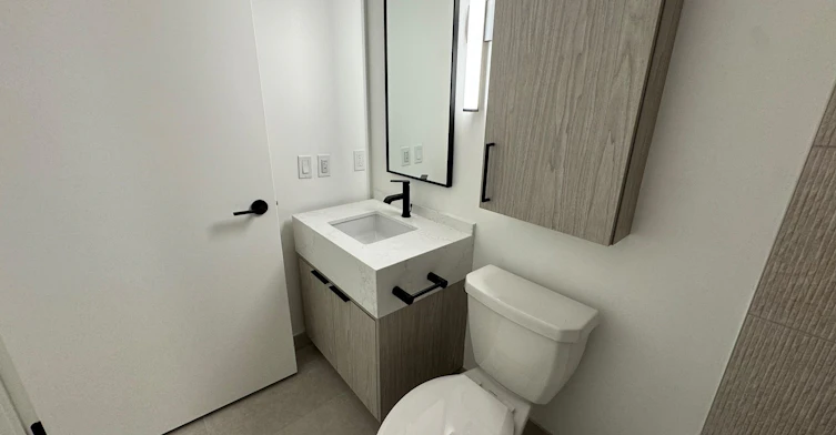 527-91 Montclair Avenue, Toronto, ON, M5P 0B1 - 13