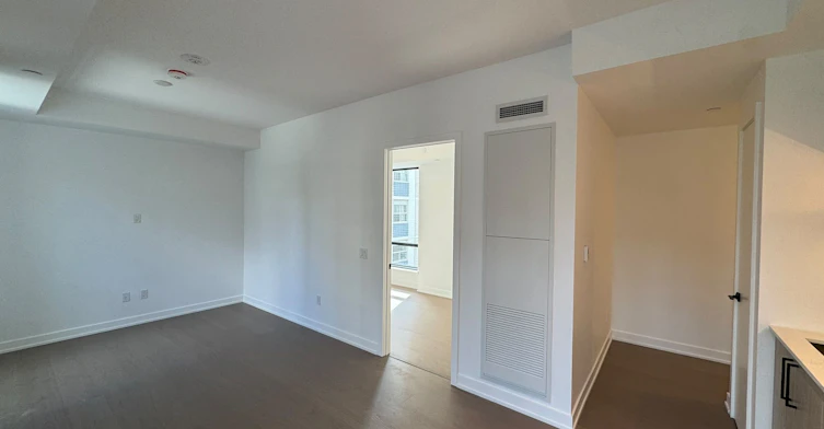 527-91 Montclair Avenue, Toronto, ON, M5P 0B1 - 8