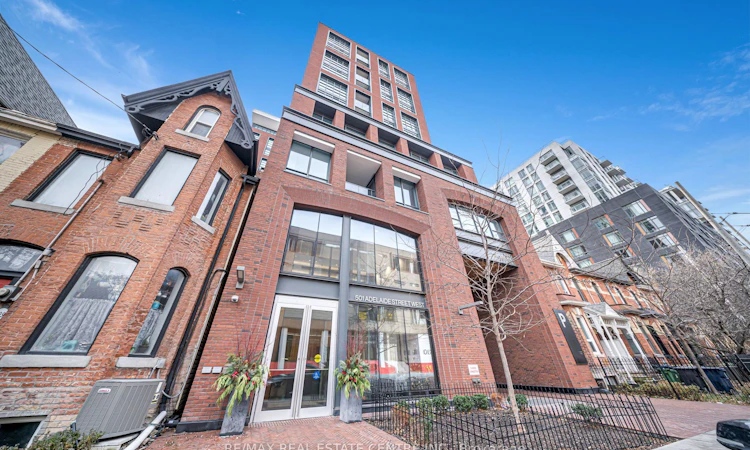 306-501 Adelaide Street W
