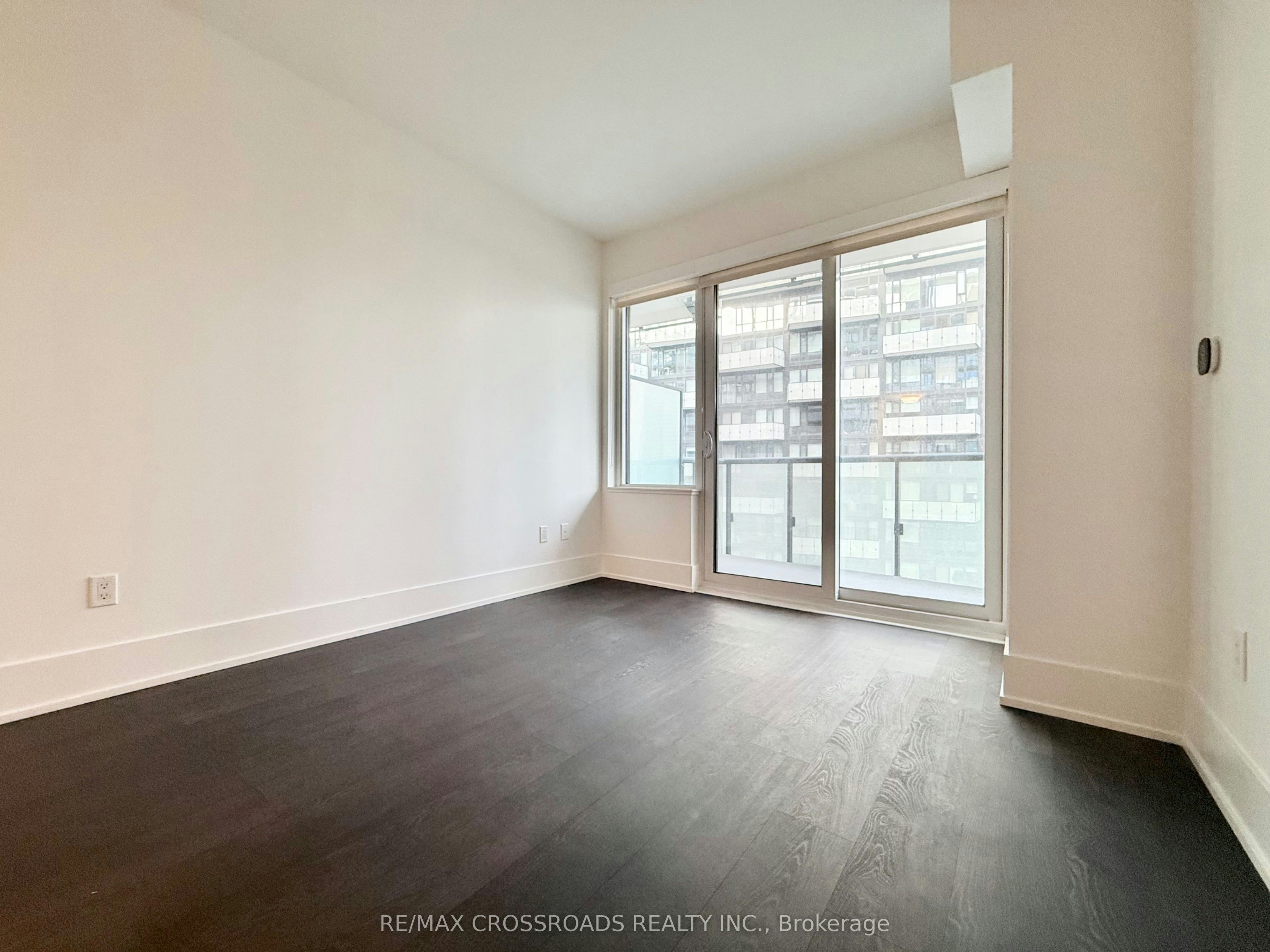 1613-480 Front Street W, Toronto, ON, M5V 0V6 - 4