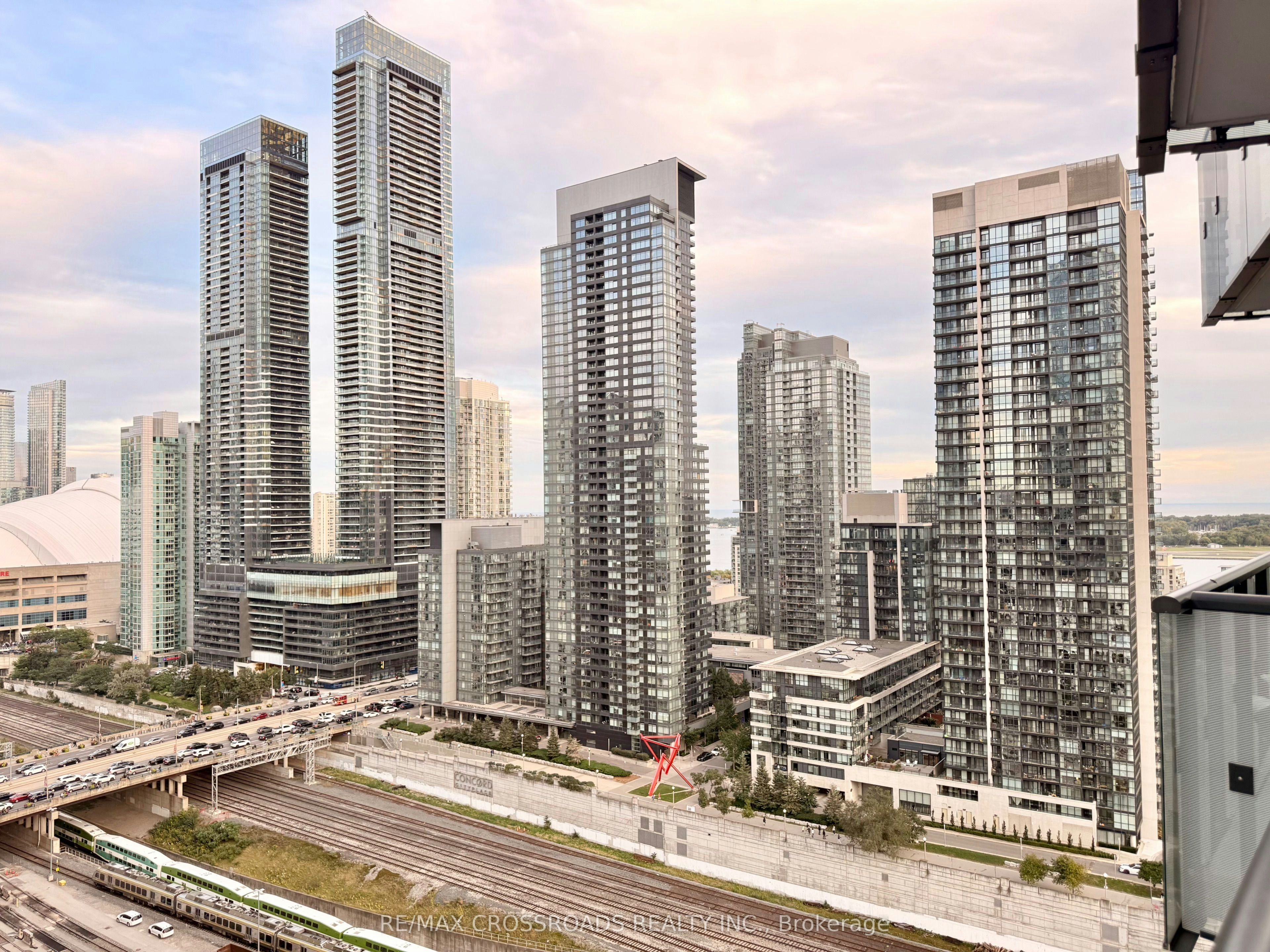 1613-480 Front Street W, Toronto, ON, M5V 0V6 - 15