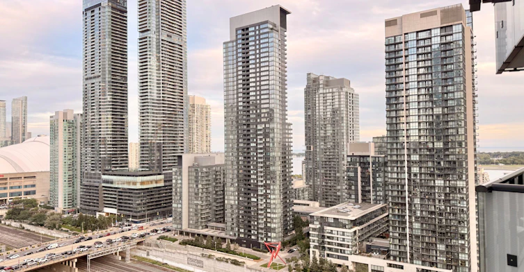 1613-480 Front Street W, Toronto, ON, M5V 0V6 - 15