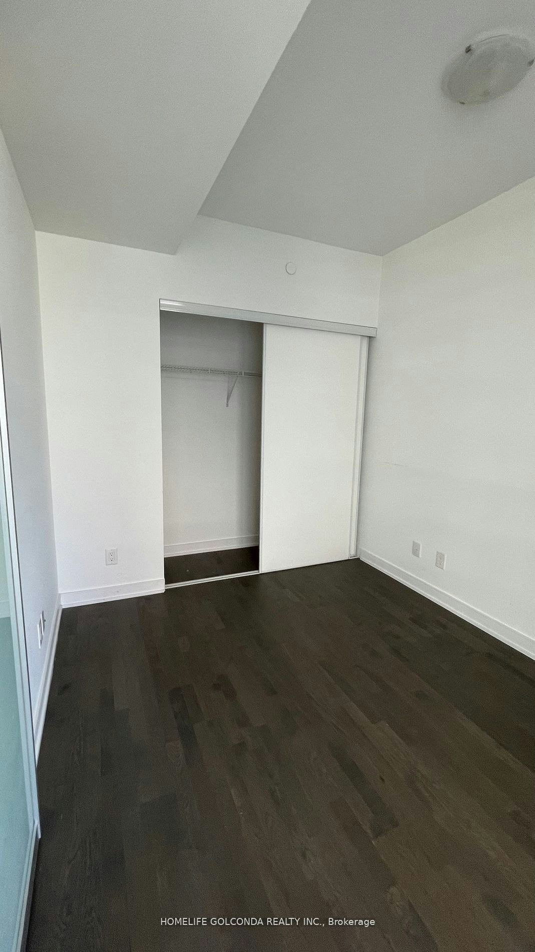 1701-57 St Joseph Street, Toronto, ON, M5S 0C5 - 2