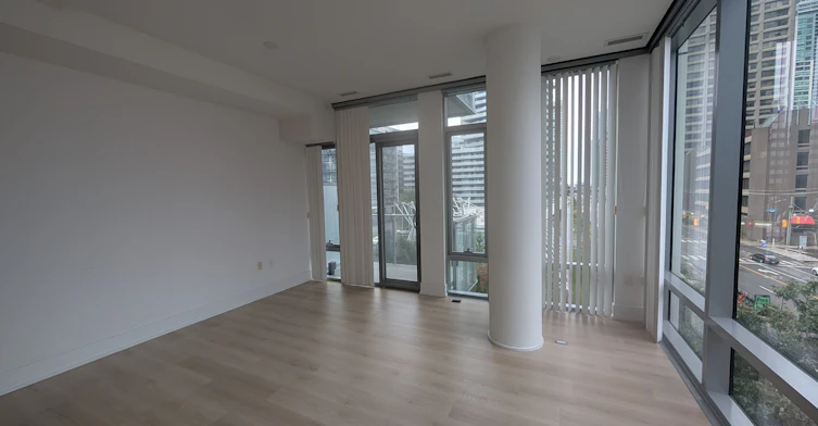 441-39 Queens Quay E, Toronto, ON, M5E 0A5 - 3