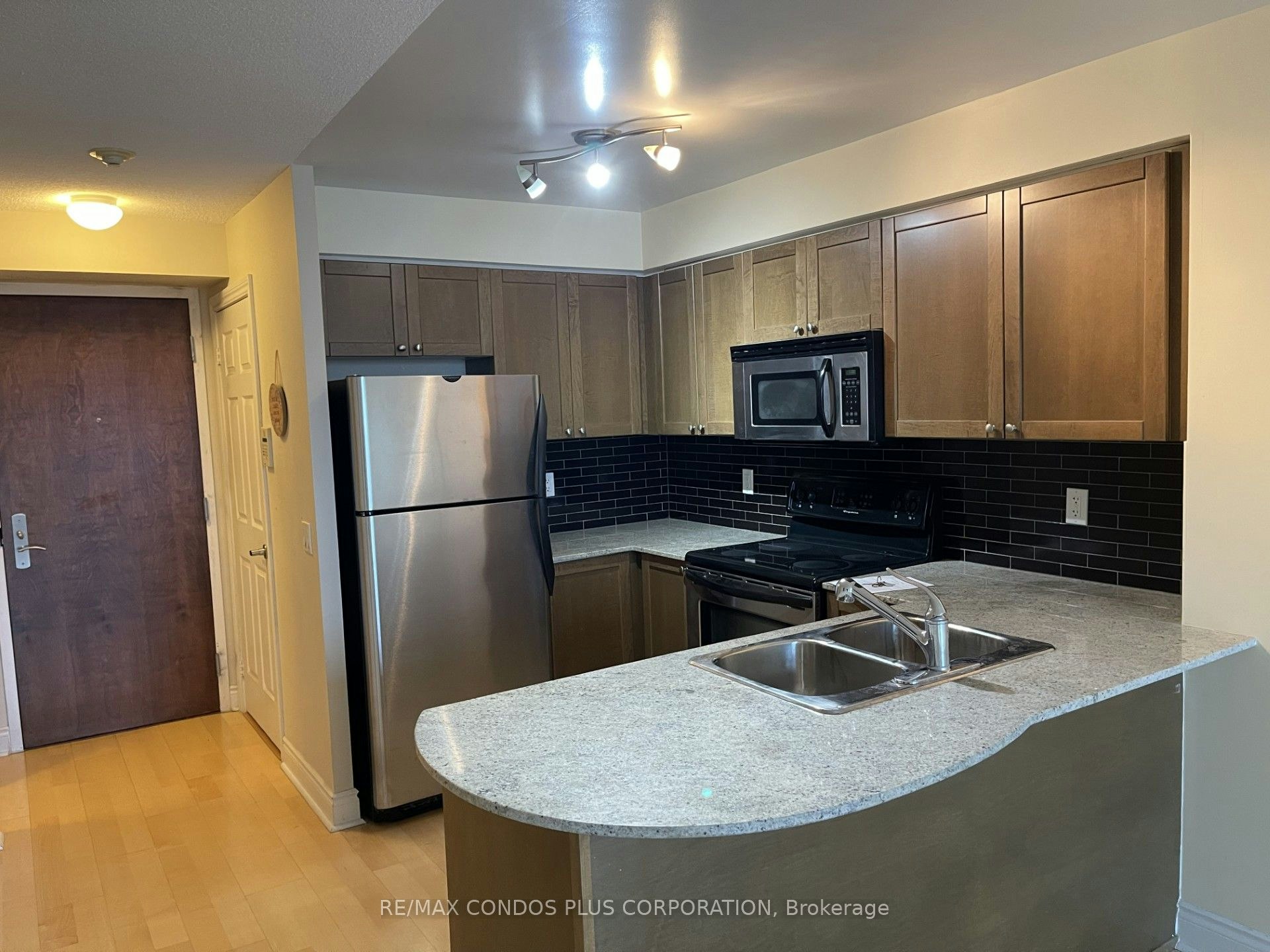 3904-763 Bay Street, Toronto, ON, M5G 2R3 - 5