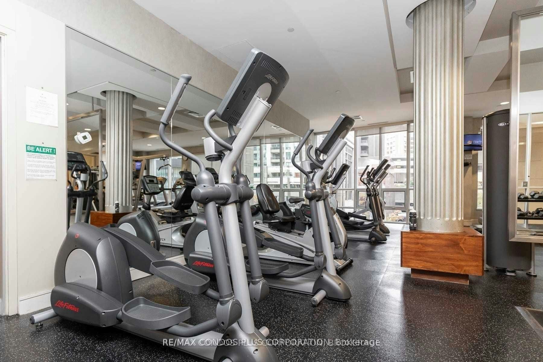 3904-763 Bay Street, Toronto, ON, M5G 2R3 - 15
