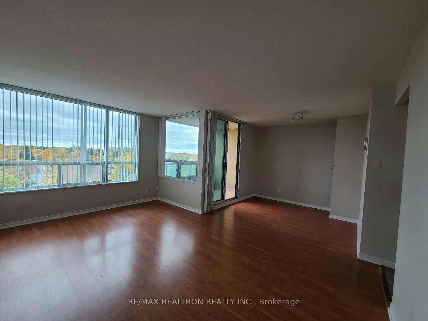 1006-238 Doris Avenue, Toronto, ON, M2N 6W1 - 4