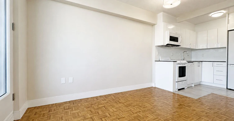 907-1500 Bathurst Street, Toronto, ON, M5P 3L3 - 5