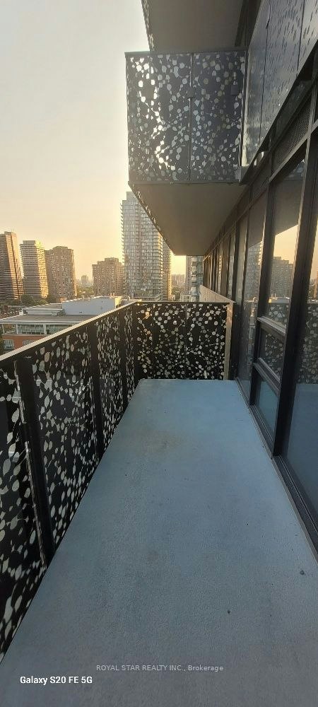 1304-55 Charles Street S, Toronto, ON, M4Y 0J1 - 18
