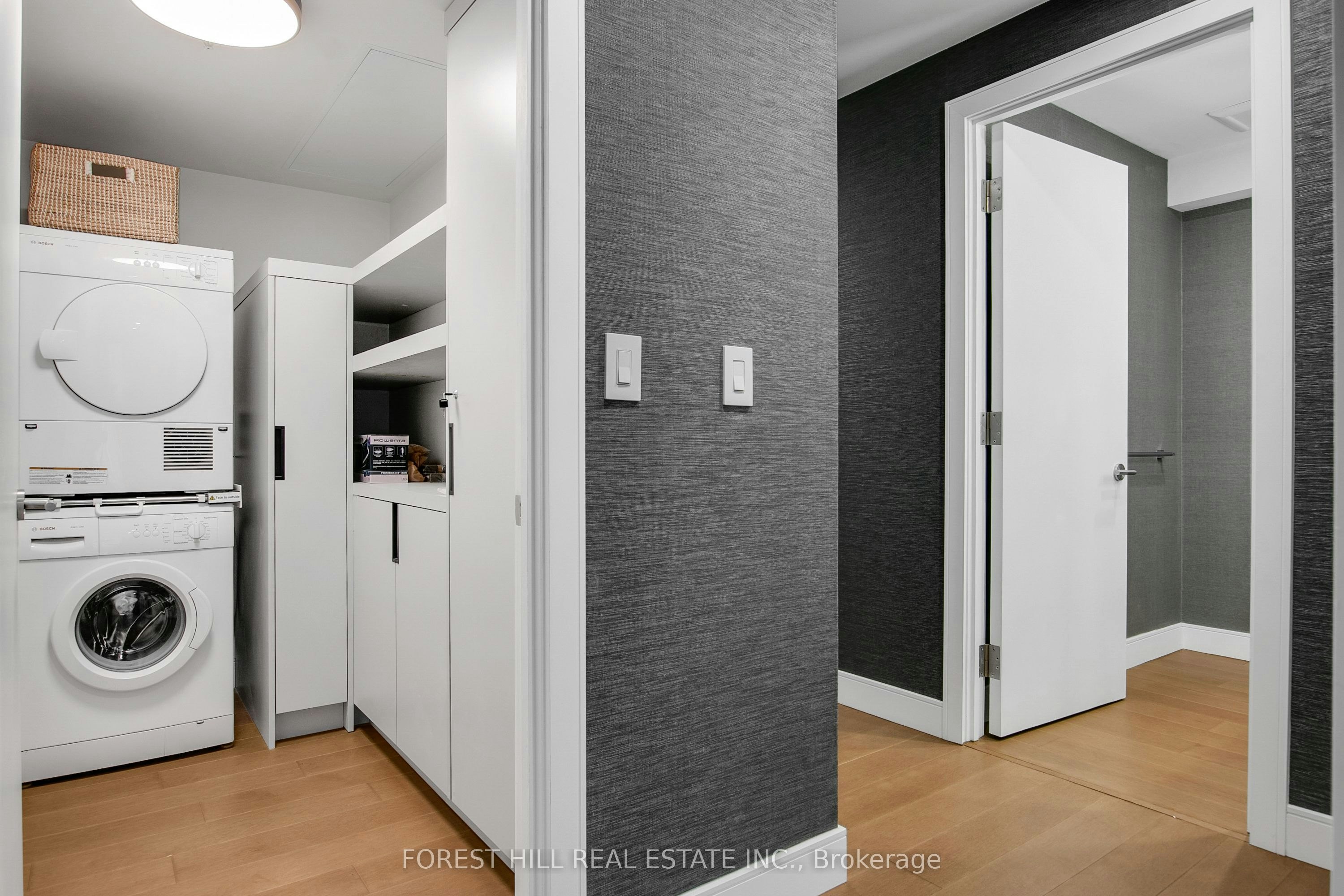 2408-180 University Avenue, Toronto, ON, M5H 0A2 - 31
