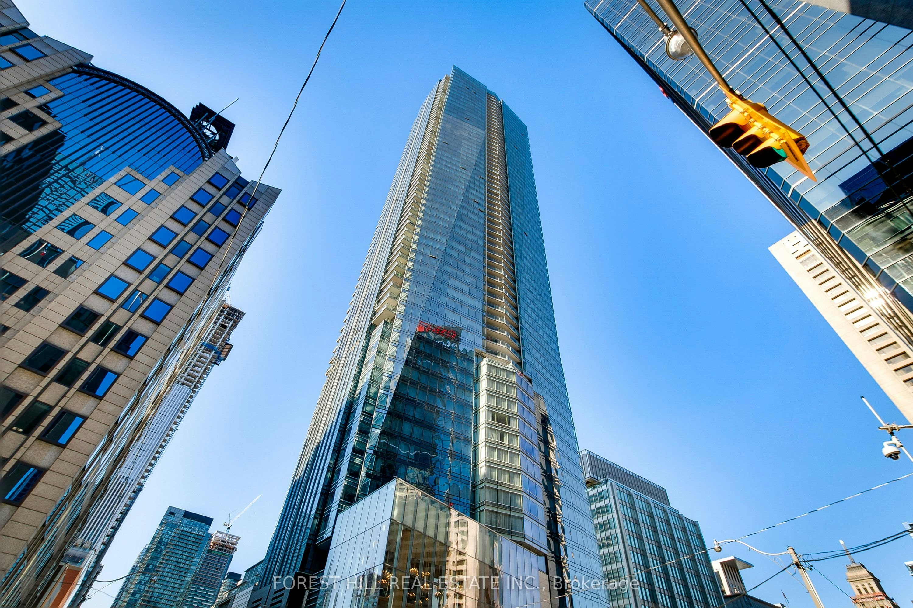 2408-180 University Avenue, Toronto, ON, M5H 0A2