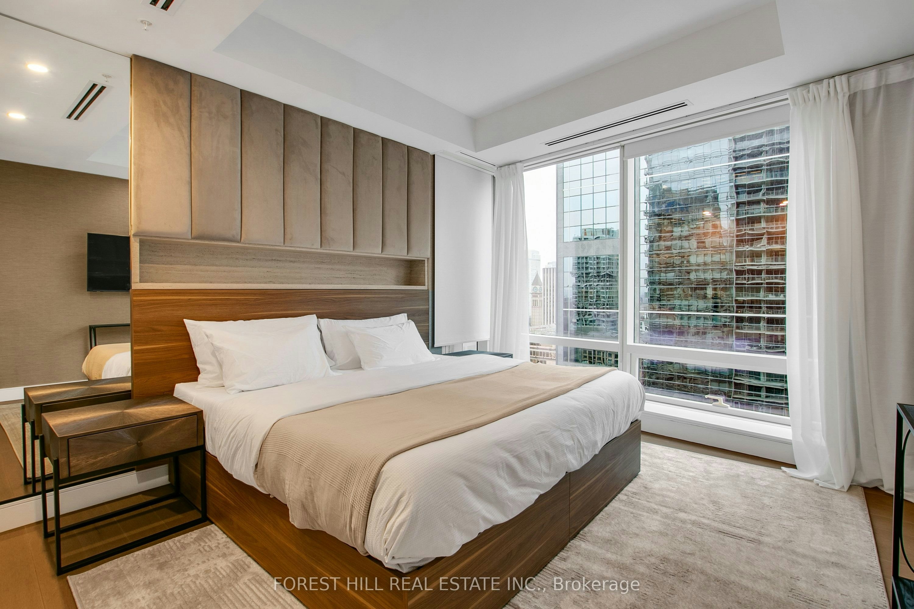2408-180 University Avenue, Toronto, ON, M5H 0A2 - 32