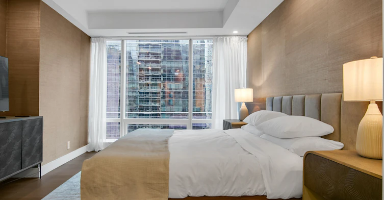 2408-180 University Avenue, Toronto, ON, M5H 0A2 - 24