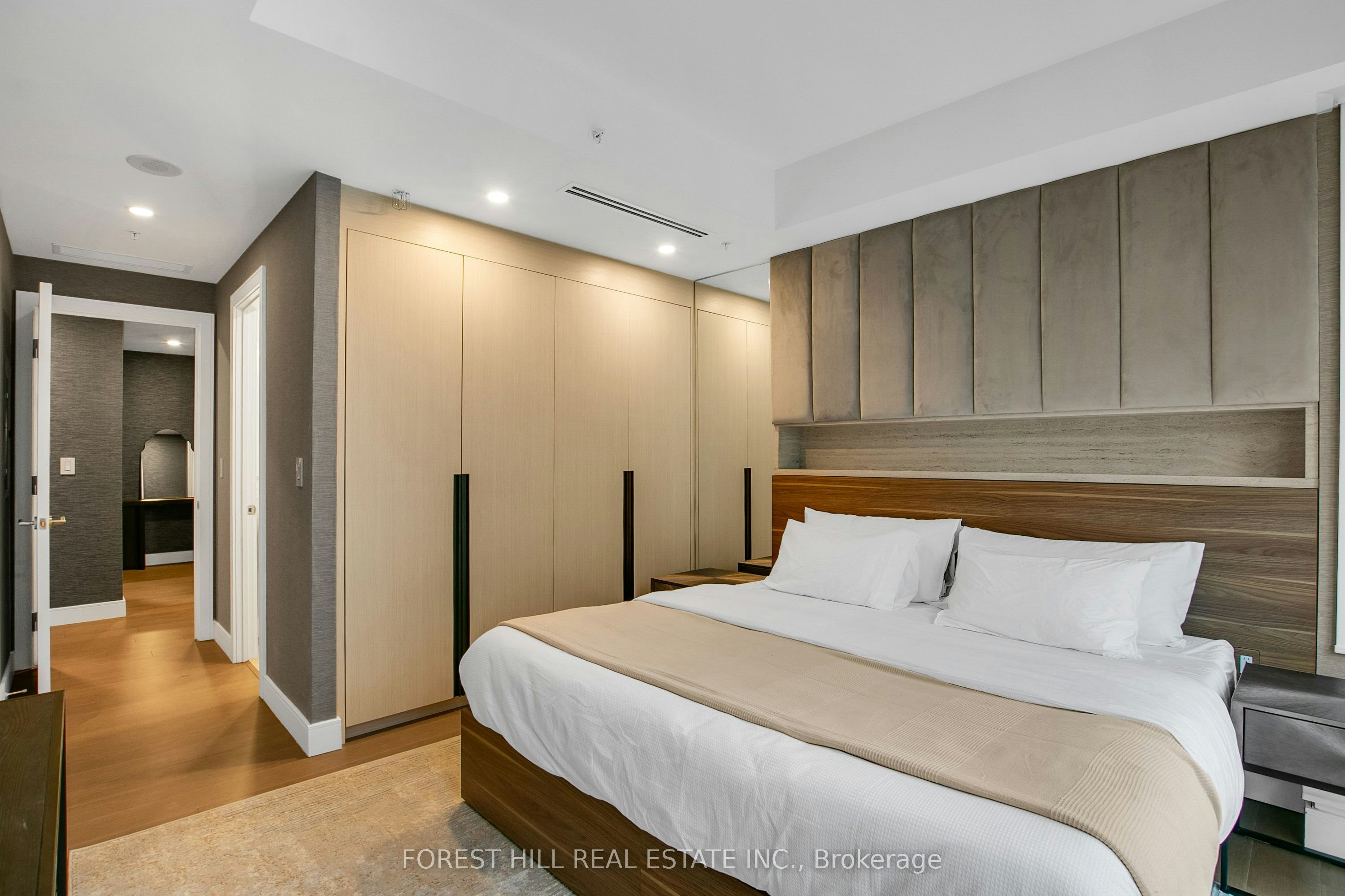2408-180 University Avenue, Toronto, ON, M5H 0A2 - 33