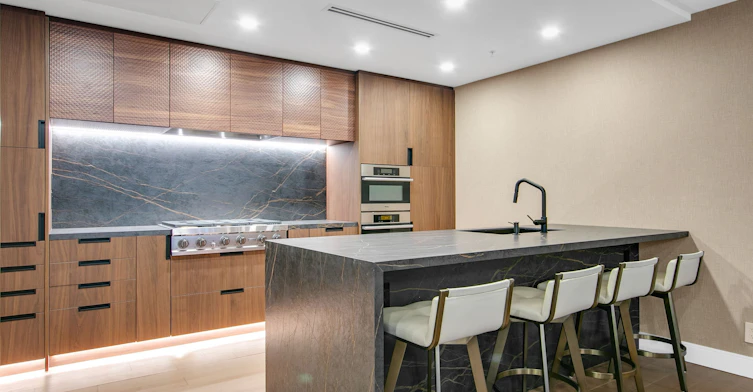 2408-180 University Avenue, Toronto, ON, M5H 0A2 - 8