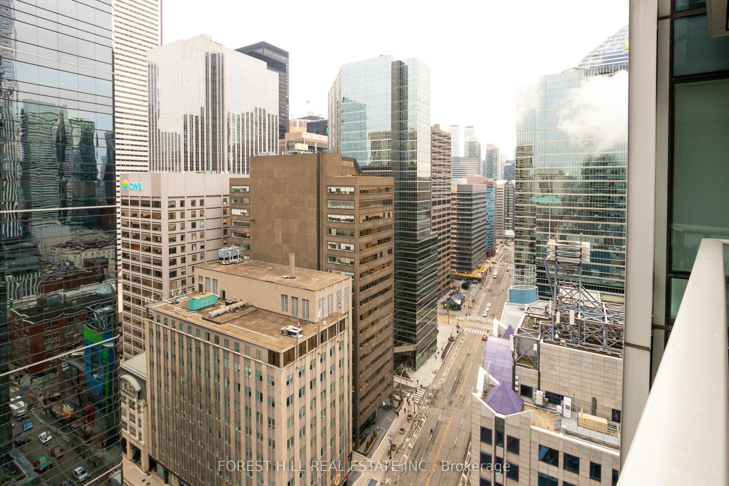 2408-180 University Avenue, Toronto, ON, M5H 0A2 - 43