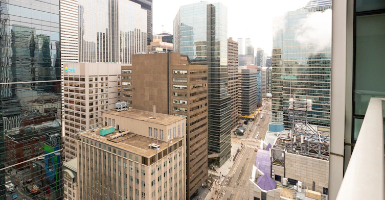 2408-180 University Avenue, Toronto, ON, M5H 0A2 - 43
